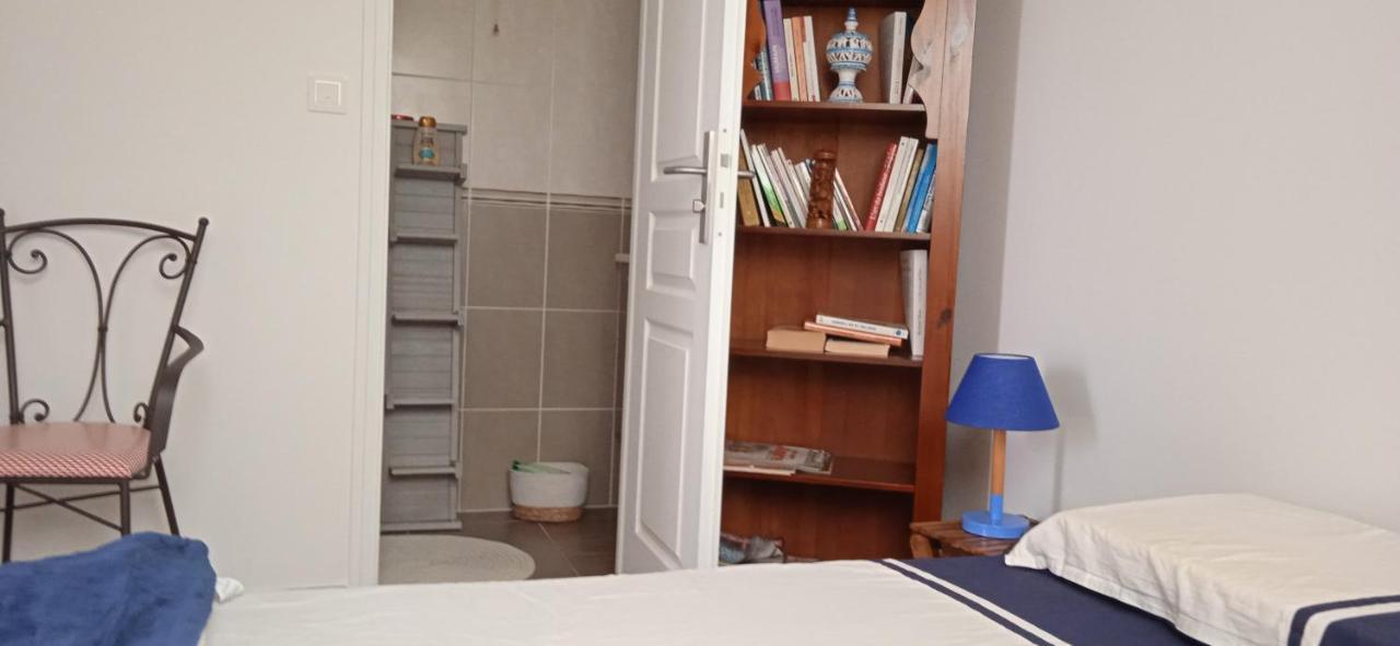 Javoy Bed and Breakfast Penvénan Εξωτερικό φωτογραφία